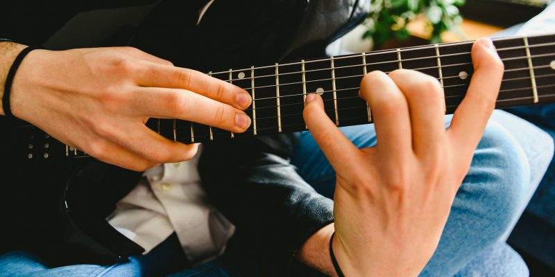 Nauka gry na gitarze - akordy